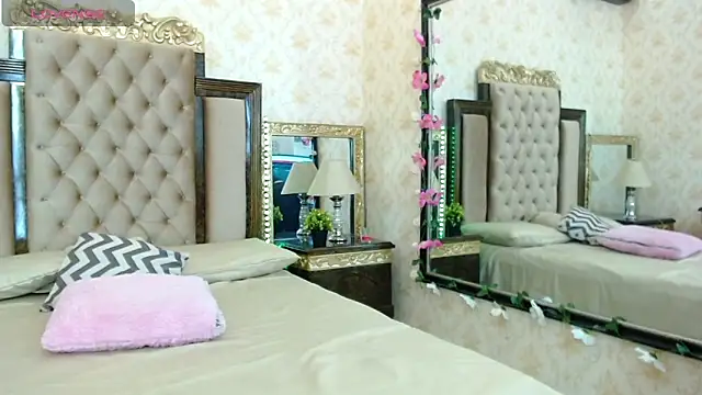 PamelaTomson online show from 03.22.25