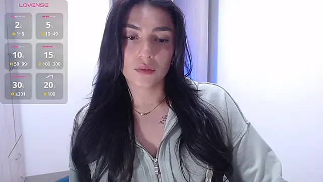 Snapshot of EricaVanderhill chatting on 10.01.25 EricaVanderhill online show from 10.01.25