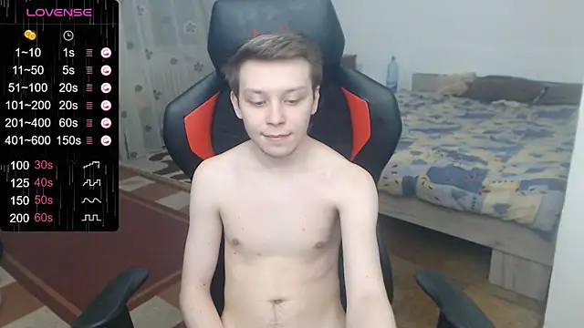 Snapshot of hugkydo chatting on 02.15.25 hugkydo online show from 02.15.25