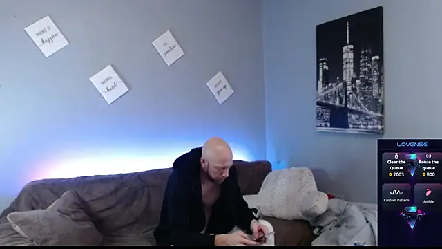 MaxRouger online show from 10.28.25