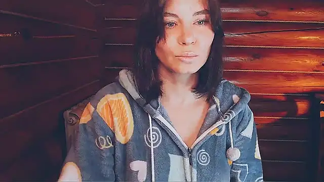 Platina Fox online show from 11.06.25