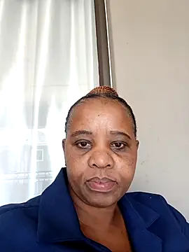 CHOCOLATEHUGEBOOBS42DDD online show from 10.24.25