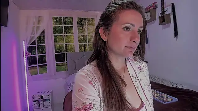 vanessabrown  online show from 03.27.26