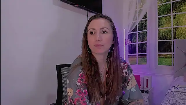 Snapshot of vanessabrown_ chatting on 04.19.26 vanessabrown online show from 04.19.26