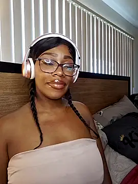 lollycoco online show from 12.03.25