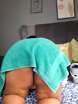 PearlSexxy69 online show from 10.19.25