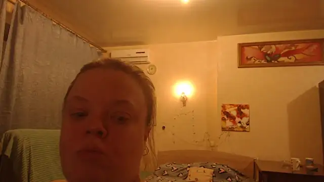 Snapshot of Janiffer_MiMi chatting on 02.07.25 Janiffer MiMi online show from 02.07.25