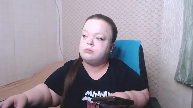 Snapshot of Janiffer_MiMi chatting on 04.29.26 Janiffer MiMi online show from 04.29.26