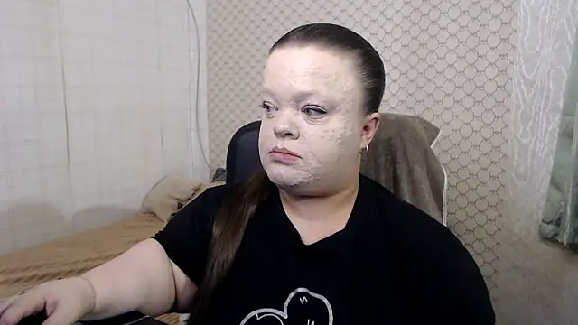 Snapshot of Janiffer_MiMi chatting on 05.07.26 Janiffer MiMi online show from 05.07.26