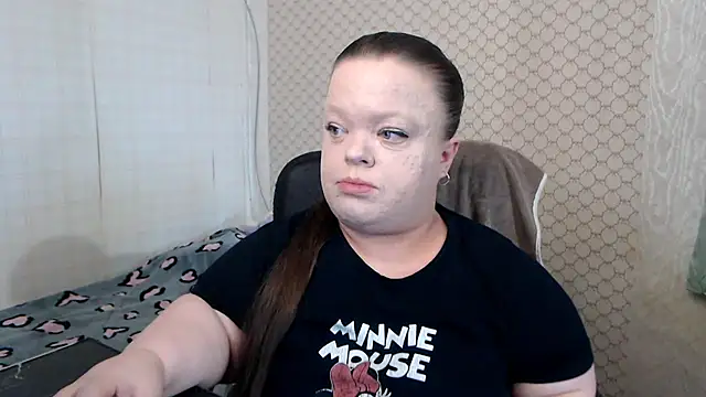 Snapshot of Janiffer_MiMi chatting on 05.11.26 Janiffer MiMi online show from 05.11.26