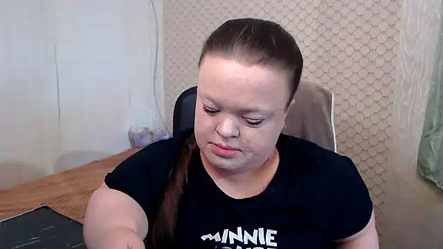 Snapshot of Janiffer_MiMi chatting on 05.20.26 Janiffer MiMi online show from 05.20.26