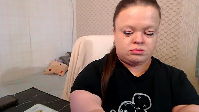 Snapshot of Janiffer_MiMi chatting on 05.27.26 Janiffer MiMi online show from 05.27.26