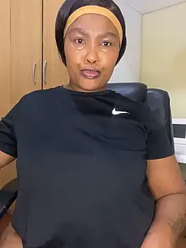 Snapshot of BADFATASS85 chatting on 02.24.26 BADFATASS85 online show from 02.24.26