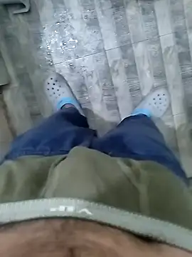 Snapshot of 8inch_monster chatting on 01.27.25 8inch monster online show from 01.27.25