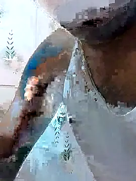 Snapshot of 8inch_monster chatting on 03.05.25 8inch monster online show from 03.05.25