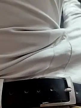 Snapshot of 8inch_monster chatting on 03.20.25 8inch monster online show from 03.20.25