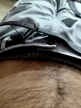 Snapshot of 8inch_monster chatting on 10.13.25 8inch monster online show from 10.13.25