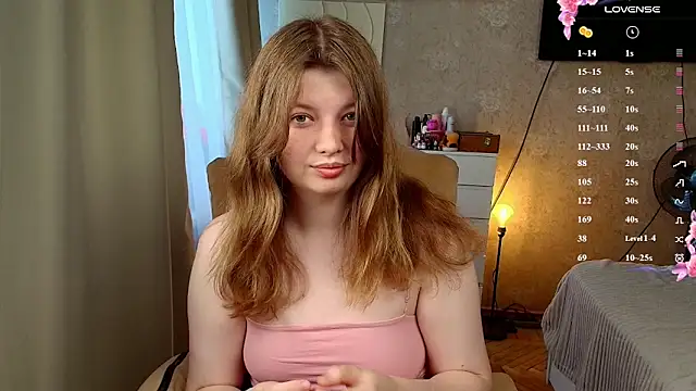 Snapshot of Vivian_cutie chatting on 05.24.26 Vivian cutie online show from 05.24.26