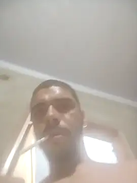 Snapshot of Alexand72696822 chatting on 10.28.25 Alexand72696822 online show from 10.28.25