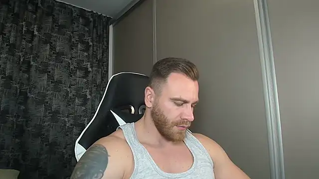 Snapshot of Thori92 chatting on 12.09.24 Thori92 online show from 12.09.24
