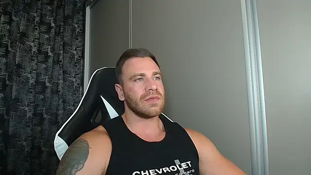 Snapshot of Thori92 chatting on 07.13.26 Thori92 online show from 07.13.26