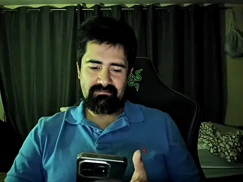 Snapshot of VonDoomdelToro chatting on 11.02.25 VonDoomdelToro online show from 11.02.25