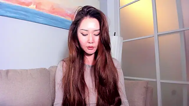 lucky liss  online show from 04.26.26