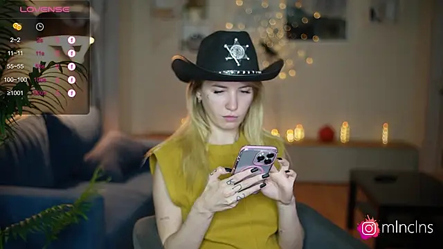 melanielwithu online show from 10.30.25