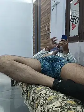 Snapshot of Lovingsol chatting on 12.04.25 Lovingsol online show from 12.04.25