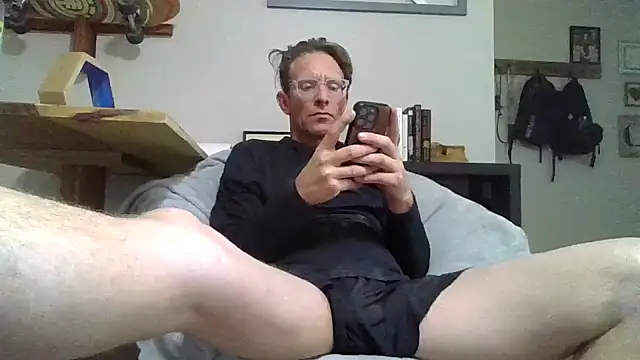 Snapshot of sunburnt602 chatting on 05.20.26 sunburnt602 online show from 05.20.26
