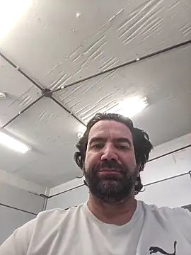 Snapshot of MysterBearMG chatting on 04.22.26 MysterBearMG online show from 04.22.26