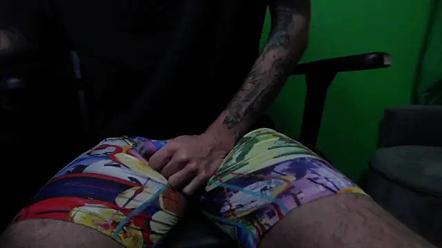 Snapshot of kuruptxxx_live chatting on 04.25.26 kuruptxxx live online show from 04.25.26