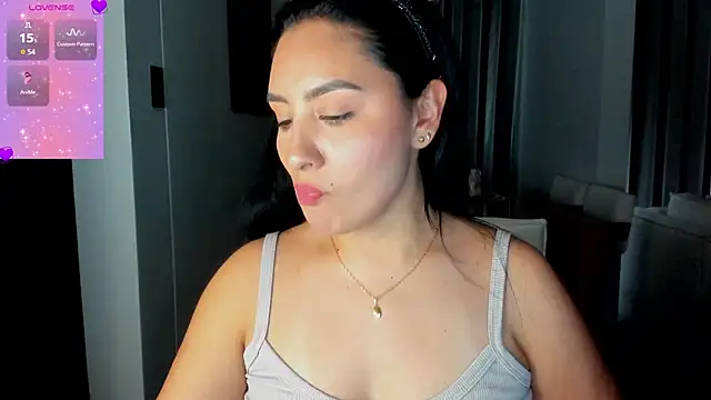 Snapshot of AnushaKumari chatting on 02.16.26 AnushaKumari online show from 02.16.26