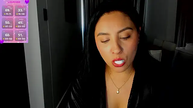 Snapshot of AnushaKumari chatting on 02.17.26 AnushaKumari online show from 02.17.26