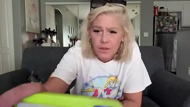 Lexi Shocker online show from 03.04.26