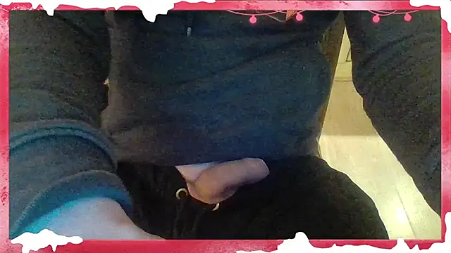 Snapshot of Remstr chatting on 12.26.24 Remstr online show from 12.26.24