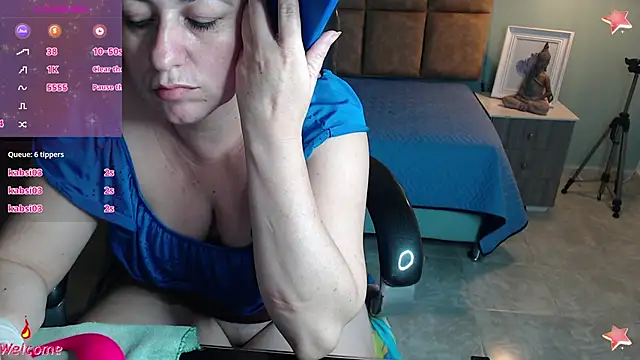 Barbiegomez online show from 02.06.25