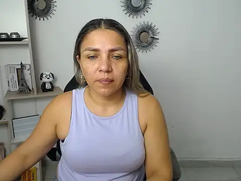 Snapshot of cum_bigass chatting on 06.08.26 cum bigass online show from 06.08.26
