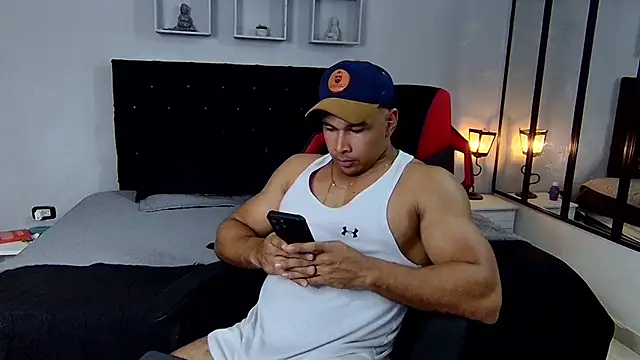 tyler hank01 online show from 02.03.25