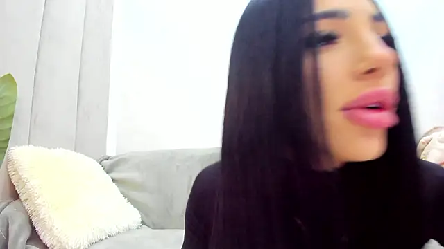 Snapshot of Britney_Charm_ chatting on 02.21.26 Britney Charm online show from 02.21.26