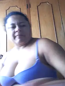 Snapshot of Monseratte21 chatting on 12.05.24 Monseratte21 online show from 12.05.24