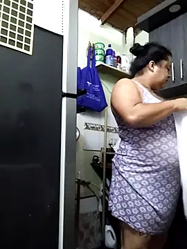 Snapshot of Monseratte21 chatting on 09.21.25 Monseratte21 online show from 09.21.25