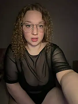 Snapshot of EmmieRae chatting on 03.17.26 EmmieRae online show from 03.17.26