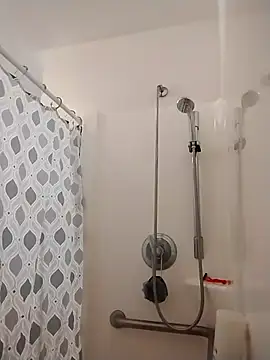 Snapshot of JGRisk chatting on 09.15.25 JGRisk online show from 09.15.25