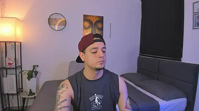Snapshot of alejandro_calderon1 chatting on 07.18.26 alejandro calderon1 online show from 07.18.26