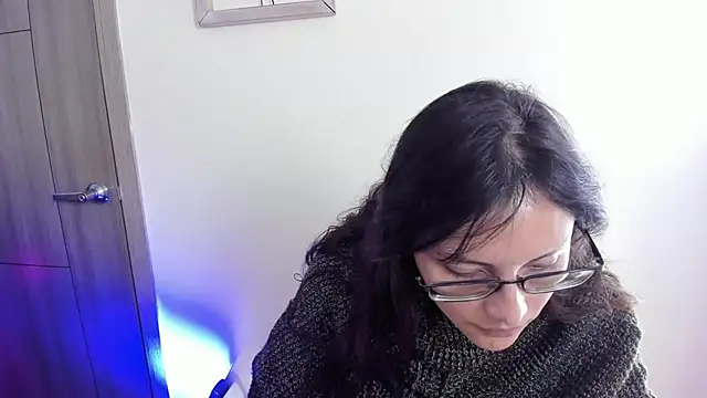 Snapshot of Kyomi_chang chatting on 07.06.26 Kyomi chang online show from 07.06.26