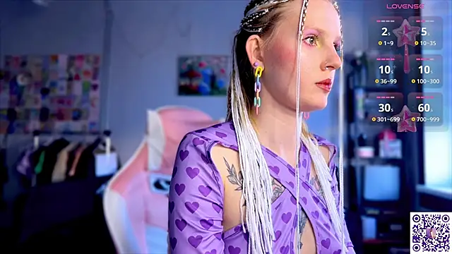 Snapshot of Chanel_Gill chatting on 05.25.26 Chanel Gill online show from 05.25.26