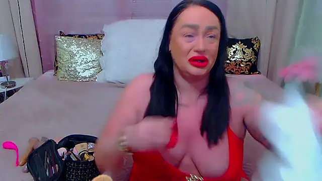 Snapshot of BustyVicky chatting on 01.11.25 BustyVicky online show from 01.11.25