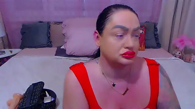 Snapshot of BustyVicky chatting on 09.13.25 BustyVicky online show from 09.13.25