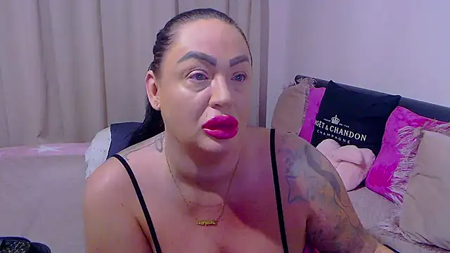 BustyVicky online show from 02.24.26